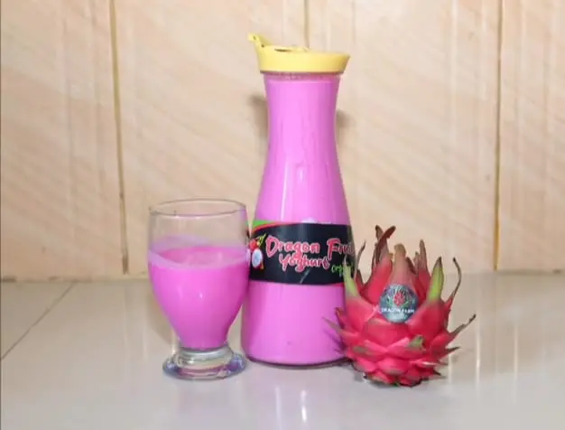 dragon fruit yoghurt